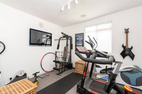 Bedroom Four/Gym