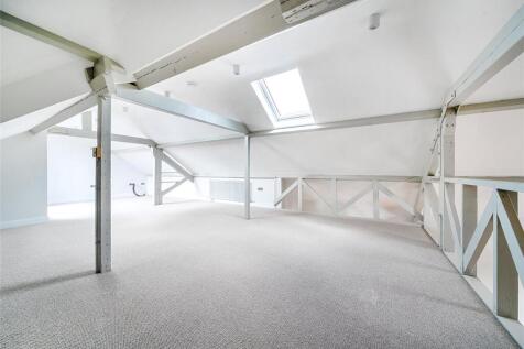 Galleried Sec Floor