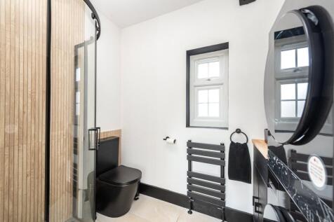 Shower/Utility Room