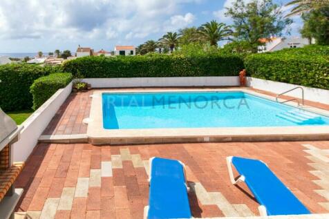 Villa pool with sea views and swimming pool in S&#39;Algar