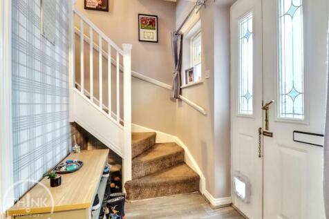 Entrance Hallway.jpg