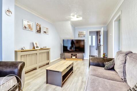Living Room.jpg
