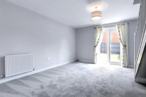 sitting/dining room