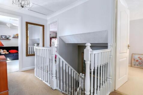 half galleried landing
