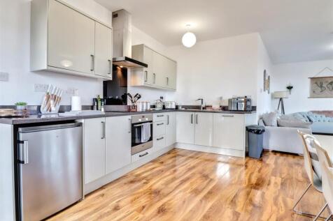 Flat 8