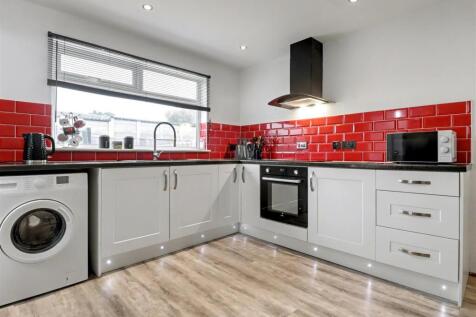 kitchen/breakfast/dining