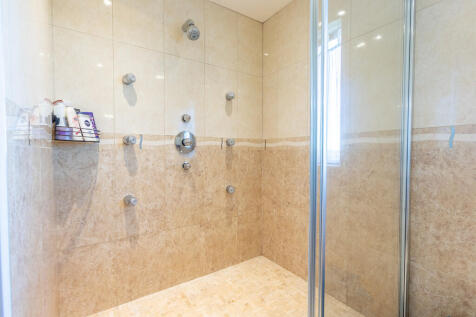 Ensuite One
