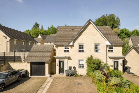 11 Dennison Close