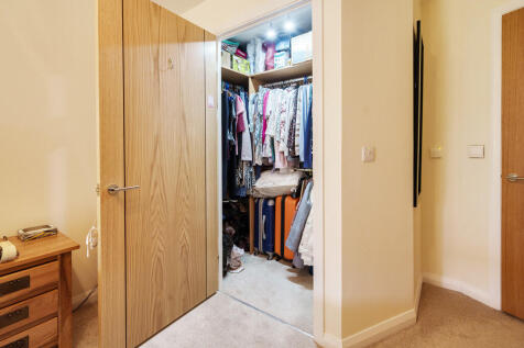 Walk in Wardrobe