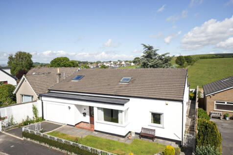 16 Bryn Grove