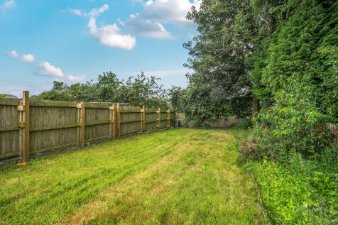 Large Rear Garden