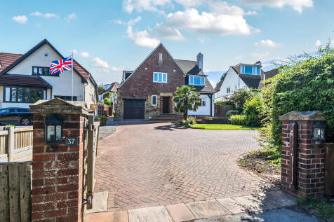 Driveway Entrance
