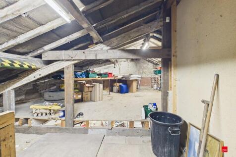 Garage / Workshop