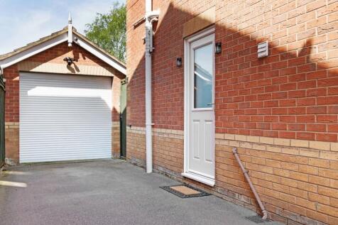 Side &amp; Garage