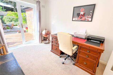 Dining/Office