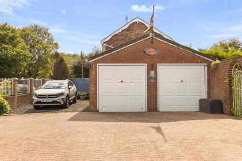 Double Garage