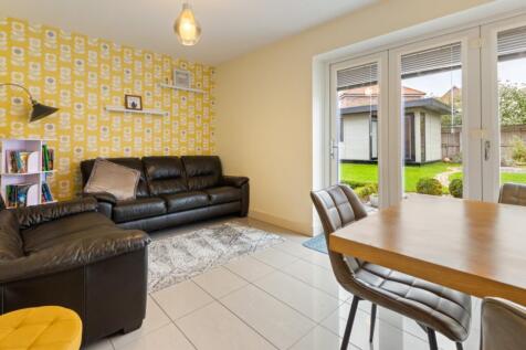 Dining / Living Area