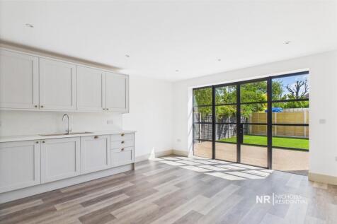 Kitchen/Dining Room Extra Photo