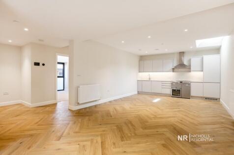 Living/Kitchen Area
