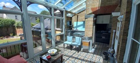 Kitchen/Living Area