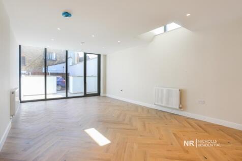 Living/Dining Area