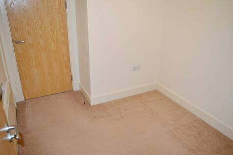 Bedroom 3/Office area