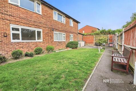 Communal Garden Extra Photo 2