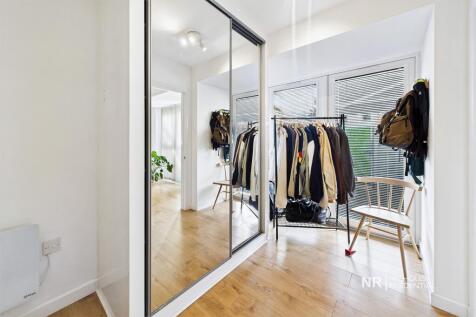 Bathroom Extra Photo