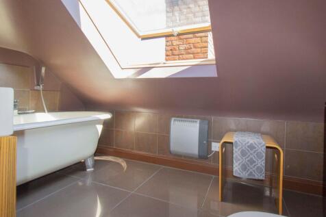 Bedroom 4 and ensuite