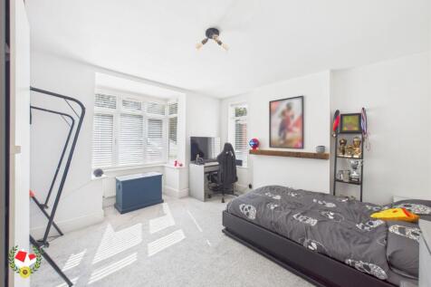 Family Room/ Bedroom