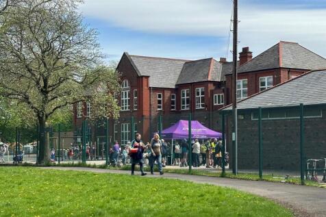 Chorlton Park Primary School - Gazebo.jpg