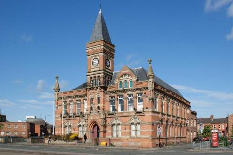 Stretford-Town Hall.jpg