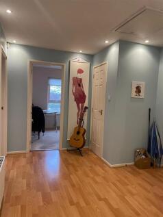 102 Kings Park Ave (2).jpg