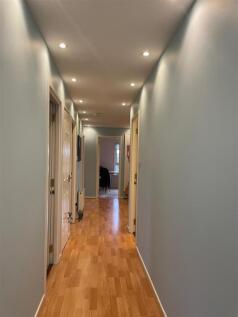 102 Kings Park Ave (6).jpg