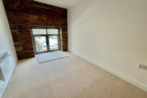 Bramleys Estate Agents - Elland - Valley Mill (8).