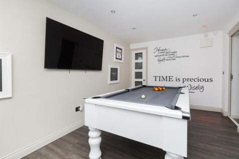 Bramleys Estate Agents - Hazel Fold - Queensbury (
