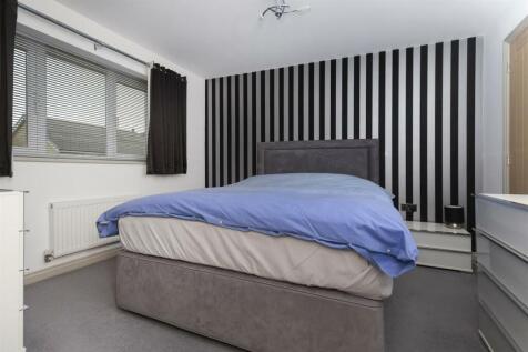 Bramleys Estate Agents - Hazel Fold - Queensbury (