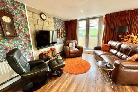 Bramleys Estate Agents - Valley Mill - Elland (6).