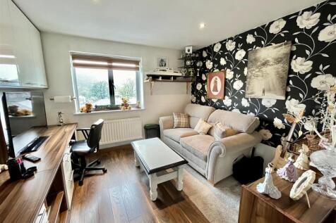 Bramleys Estate Agents - Valley Mill - Elland (13)