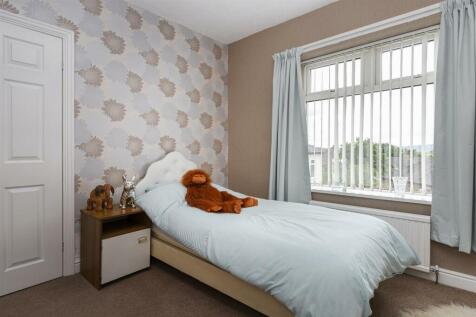 bedroom 3.jpg