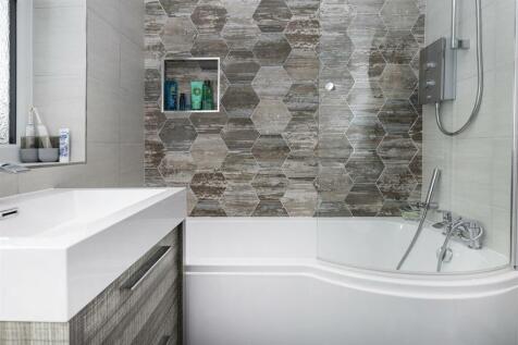 bathroom1.jpg