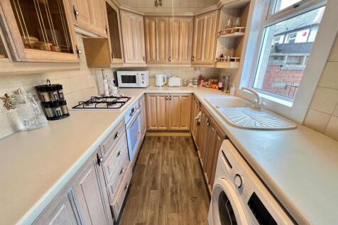 Bramleys Estate Agents - St Albans - Ainley Top (2