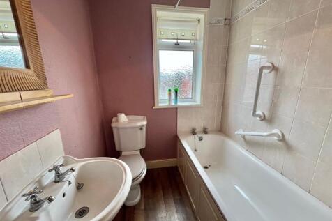 Bramleys Estate Agents - Vegal Crescent - Ovenden 