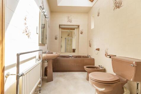 Bramleys Estate Agents - Toothill Lane - Brighouse