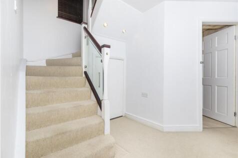 Bramleys Estate Agents - Hoults Lane - Greetland (