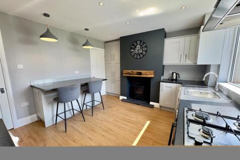 Bramleys Estate Agents - Rayner Road - Brighouse (