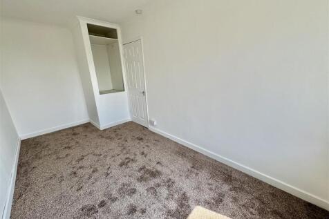 Bramleys Estate Agents - Rayner Road - Brighouse (