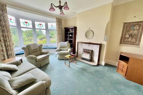 Bramleys Estate Agents - Yew Trees - Southowram (6