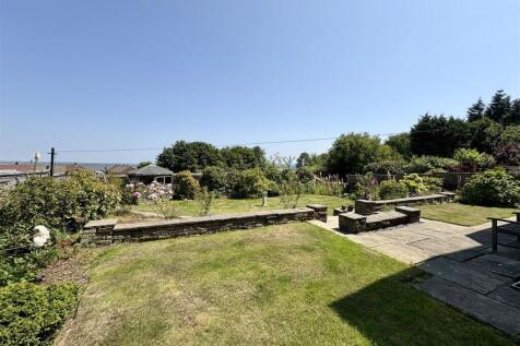 Bramleys Estate Agents - Yew Trees - Southowram (2