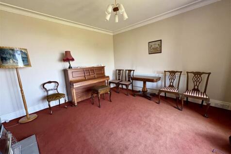 Bramleys Estate Agents - Yew Trees - Southowram (1